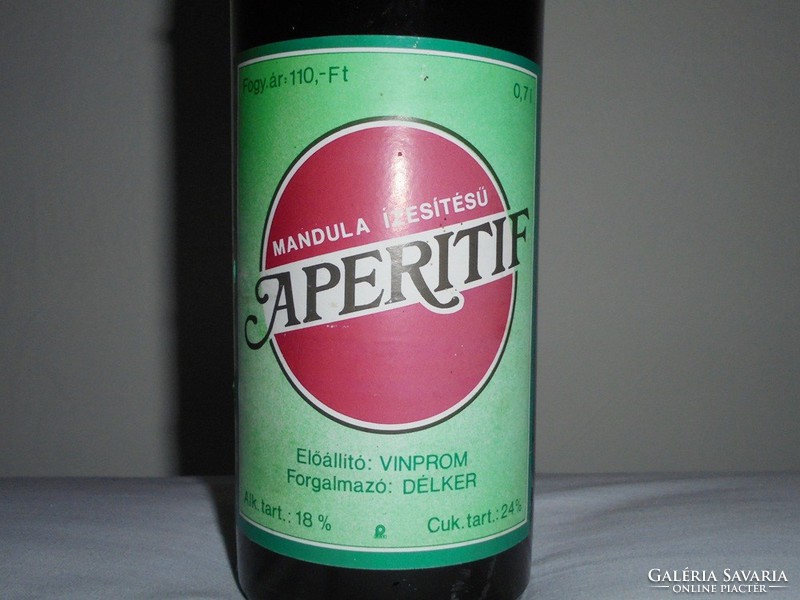 Retro Mandula ízesítésű Aperitif ital üveg palack - Vinprom, Délker - 1980-as, bontatlan, ritkaság