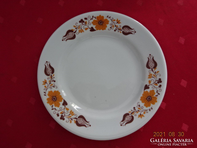 Great Plain porcelain small plate with yellow, brown flower pattern, diameter 17.5 cm. He has!