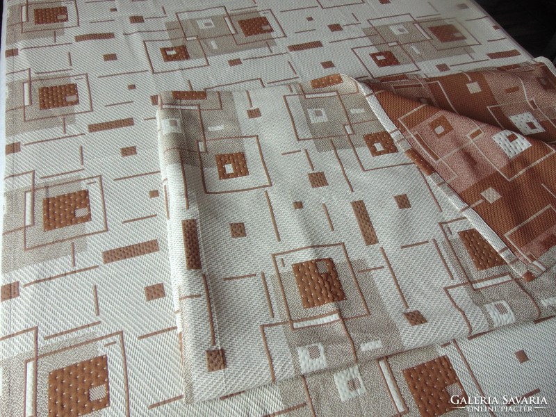 Szimpla ágytakaró drapp / barna / krém 148 x 234 cm