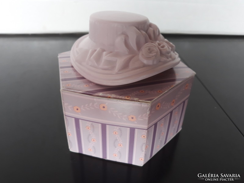 Avon hat-shaped vintage collector's soap