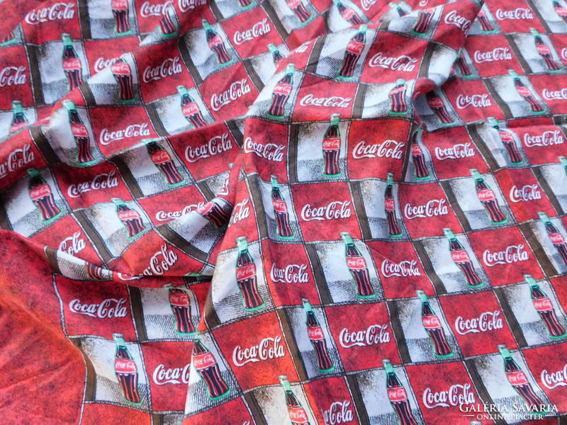 Vintage tiszta selyem Coca Cola kendő