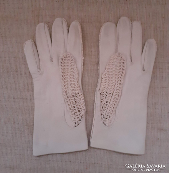 Crochet top of retro white suede gloves