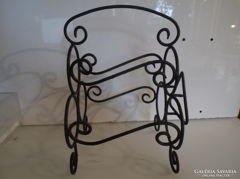 Wine rack - wrought iron - Austrian - 32 x 23 x 21 cm - perfect