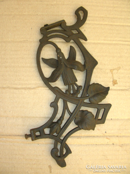 Art Nouveau kerosene lamp parts