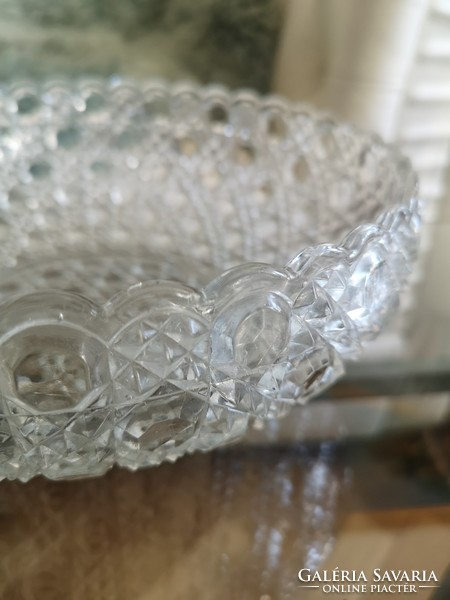 Öntött régi üveg tál, kristály imitáció 22 x 8 cm