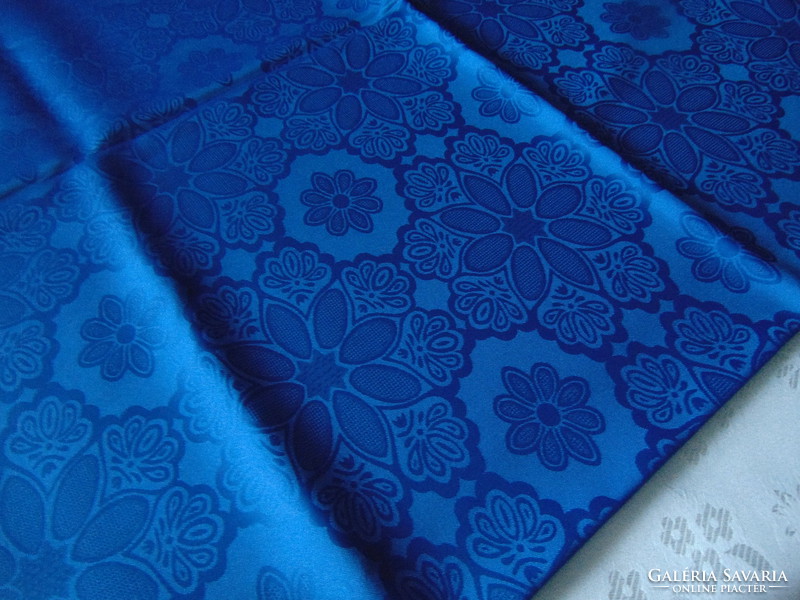 Wonderful elegant royal blue silk tablecloth 155 x 212 rectangle