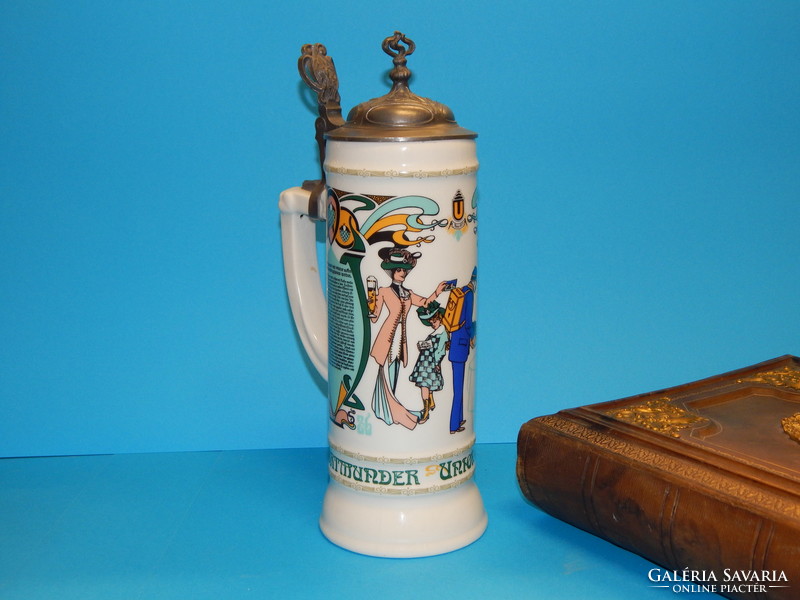 30 Cm high beer mug with lid in excellent condition