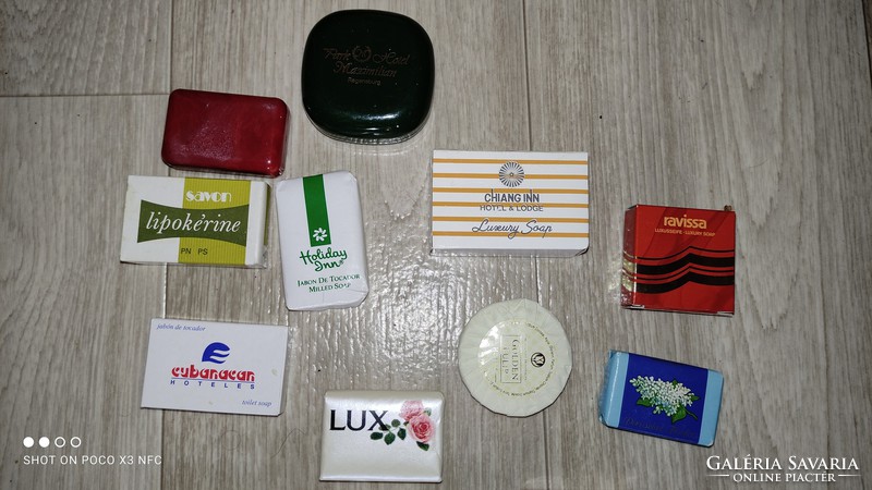 Various rare mini / hotel soaps 17 pieces together