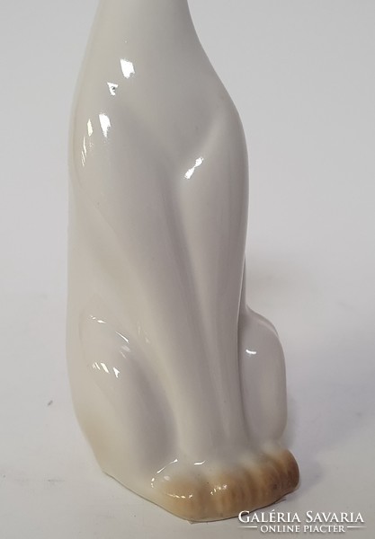 Art-deco forma, porcelán ülő macska figura