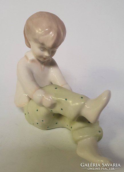 Aquincum porcelain figurine, sitting pigtailed little girl sculpture in polka dot pants