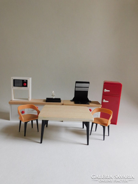 Dollhouse equipment - kitchen furniture
