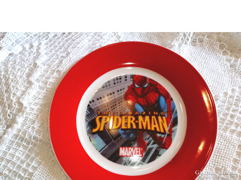 Fairytale porcelain set with spider man