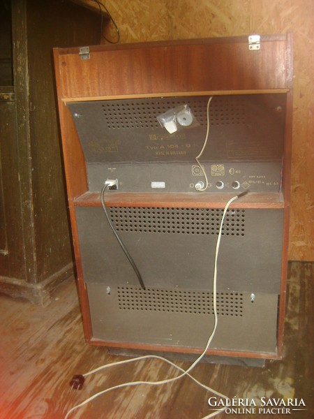 RESPROM zeneszekrény, komód - rádió, lemezjátszó - 1960-as évek