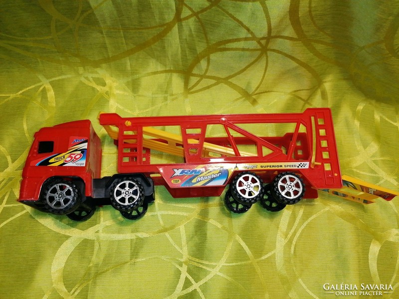 Toy bus and car transporter (710)