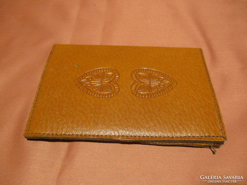 Retro leatherette wallet