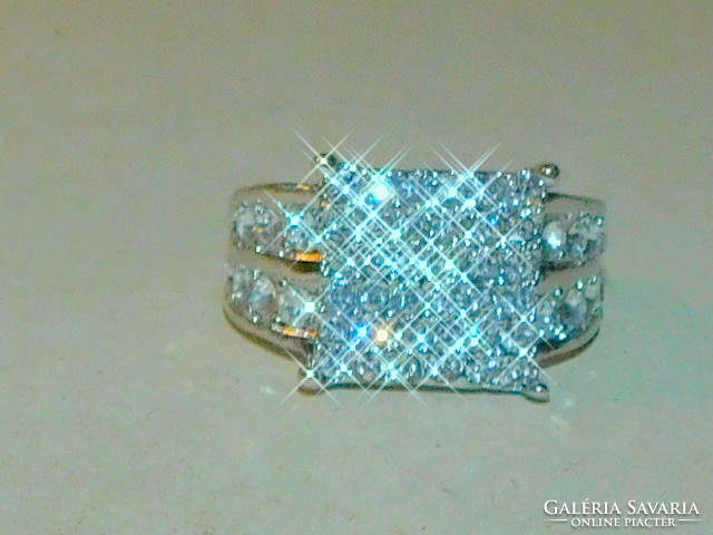 Mest. Gyémánt köves Fehér Arany Gold Filled Gyűrű- Alkalmi darab Pecsétgyűrű jellegű