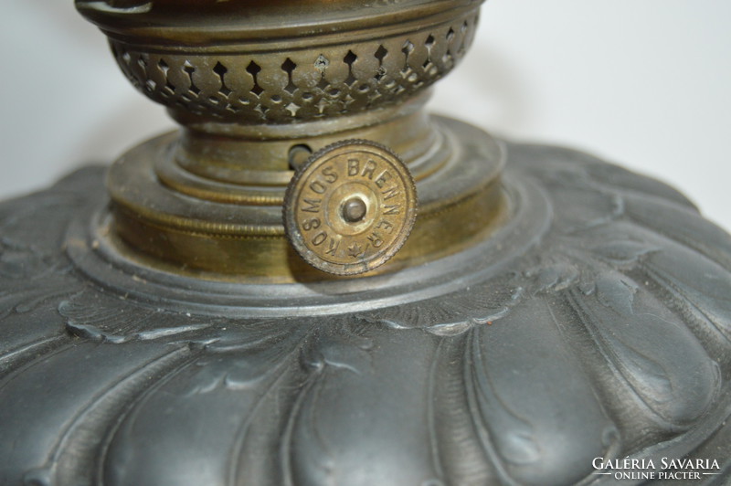 Decorative antique french bronzed kerosene oil lamp