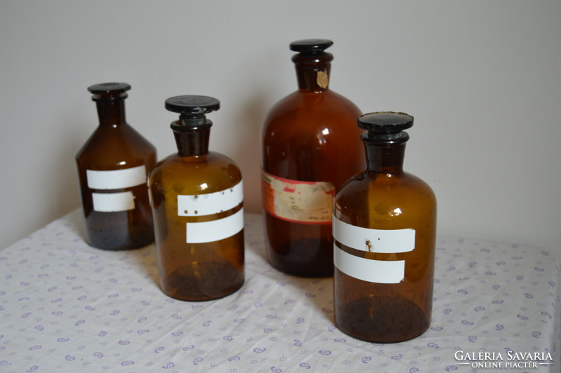 4 db antik gyógyszertári üveg, patika üveg