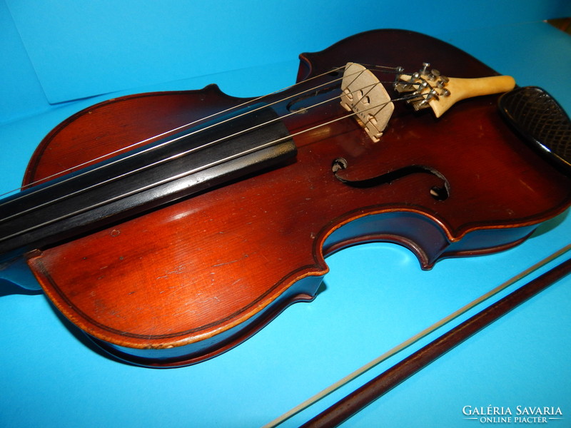 Minőségi  1/1-es hegedű 1957 évből, Szeged, használható állapotban