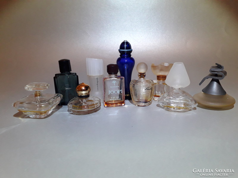 Vintage mini parfümös üveg 10 darab  ár darabár