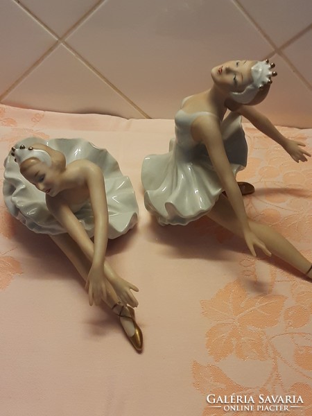 Wallendorf 1764 - porcelain ballerinas - 2 pcs - in pairs