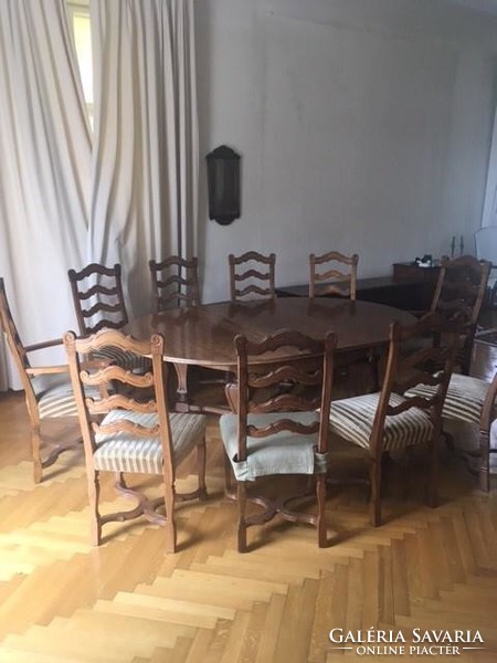 Oak table with 10 oak chairs