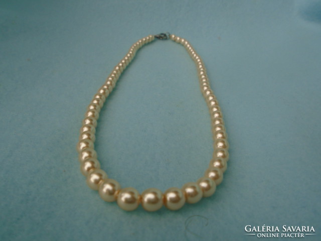 Beautiful old, flawless-eyed pearl necklace is also an excellent gift 0.6 mm 42 cm long.