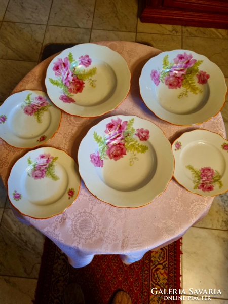 Zsolnay   antik rozsás    tányérókk   5000 ft  1 db