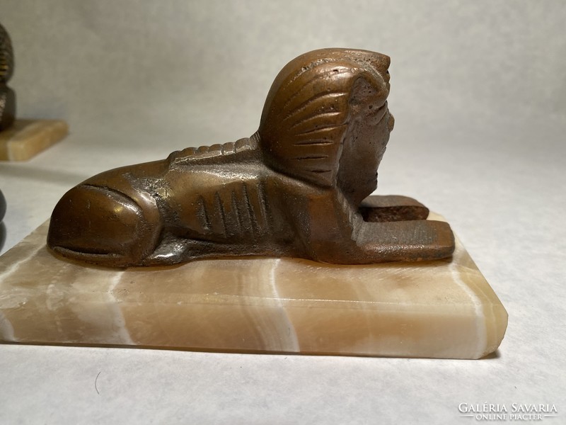 3 db réz egyiptomi dísz, kötelező turista ajándék. Nagy Szfinx, Tutanhamon halotti maszk és Nofetiti