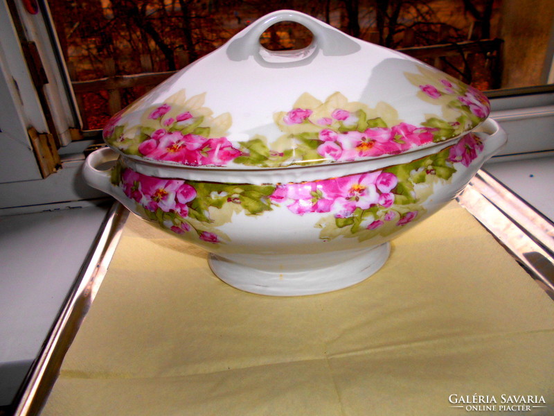 Valódi  tradicionális polgári darab - porcelán leveses  tál