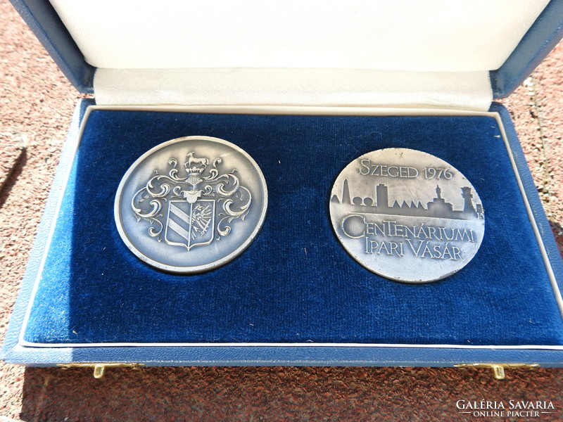 András Lapis: centenary commemorative medal in original ornaments