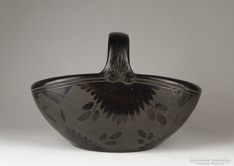 1G215 flower-patterned potter István Nádudvari black ceramic basket 24.3 Cm