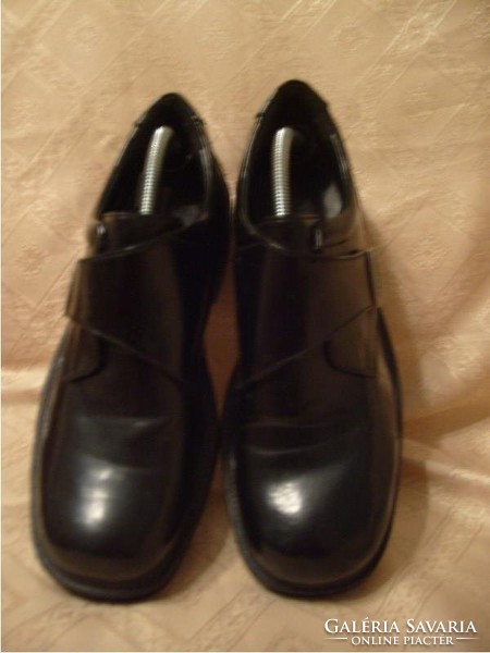 E 13 luxury 44 velcro elegant patent leather shoes with reinforced heel reinforcement