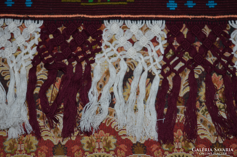 Transylvanian tablecloth