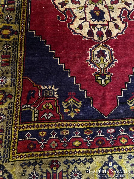 Antique Turkish rug 120x220