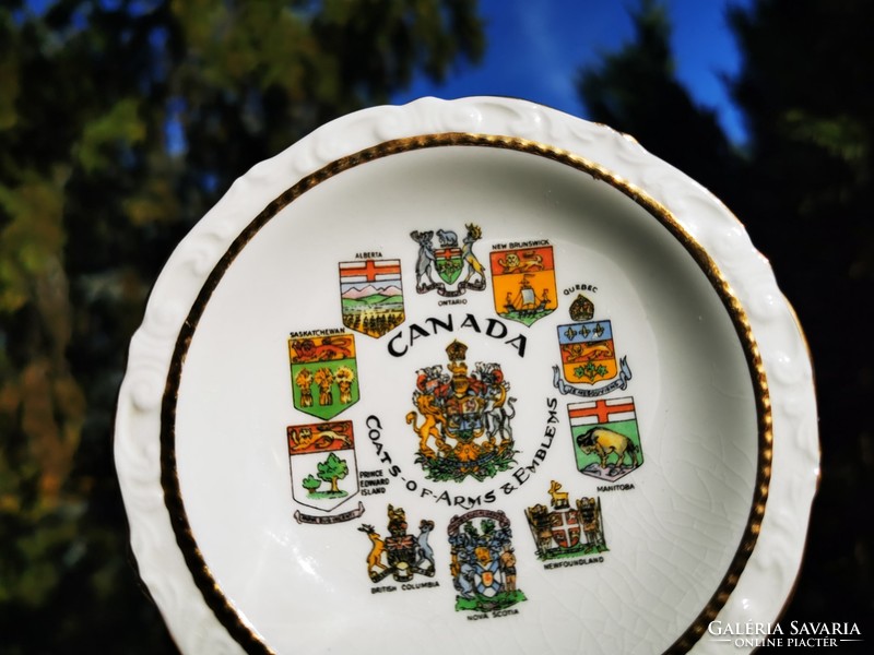 English bowl with Canadian coats of arms