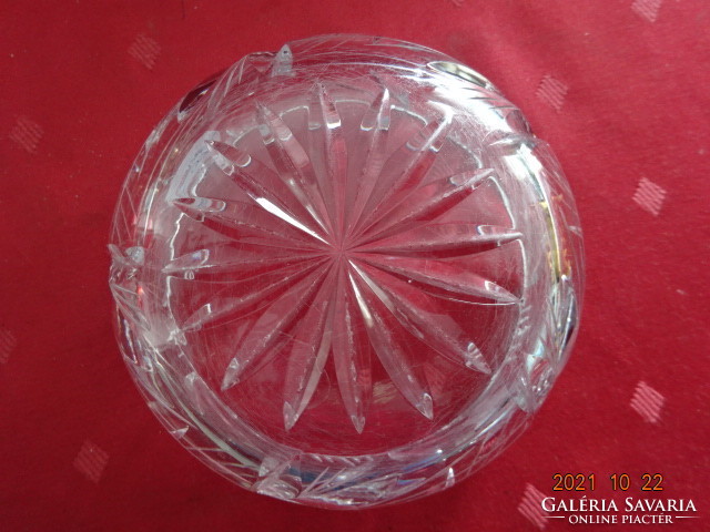 Polished glass centerpiece, diameter 12 cm, height 5 cm. He has!