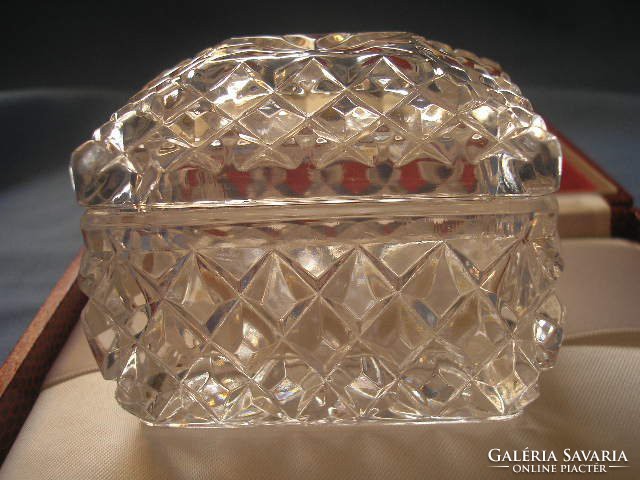 Polished glass jewelry holder