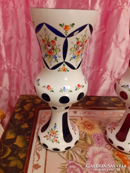 Antique vase with two goblets