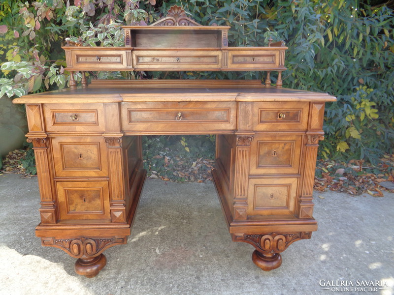 Superstructure desk from the xix century