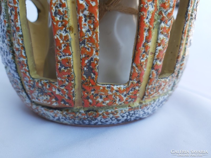 Beautiful retro pesto ceramic astoria pot nostalgia piece collector beauty decoration