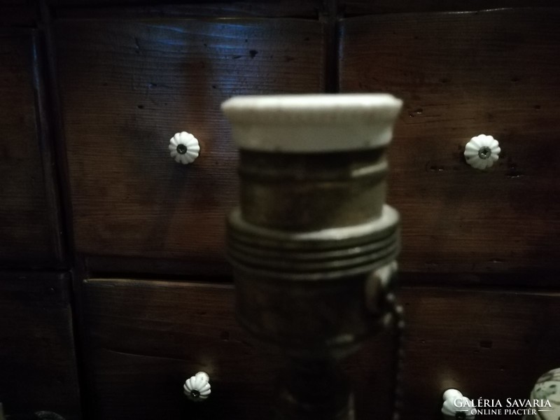Csiszolt üveg Atr Deco, éjjelilámpa, réz és porcelán foglalat, 20. sz. eleje