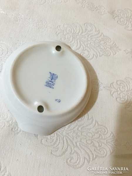 Porcelain ashtray from Kalocsa.