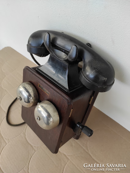 Antik falra szerelhető fa dobozos kagylós kurblis telefon 4621