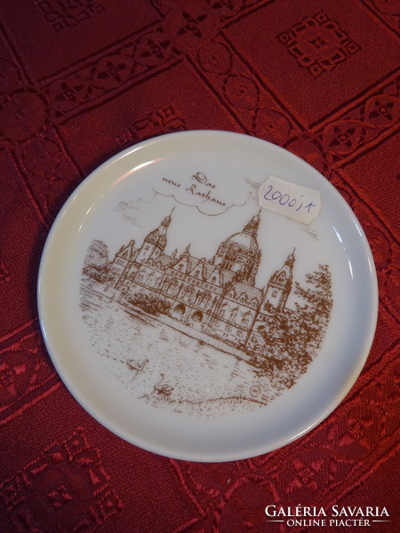 German porcelain mini wall decoration with a view of the das rathaus, diameter 10 cm. He has!