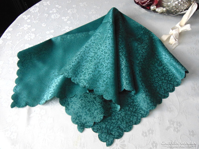 Emerald green silk tablecloth 76 x 76 cm