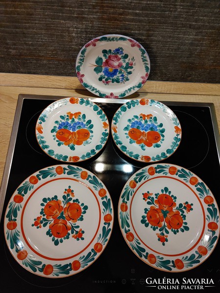 Hand painted jury plates