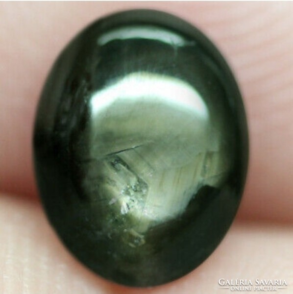 Real! Greenish-black star sapphire 2.65 ct Sri Lanka