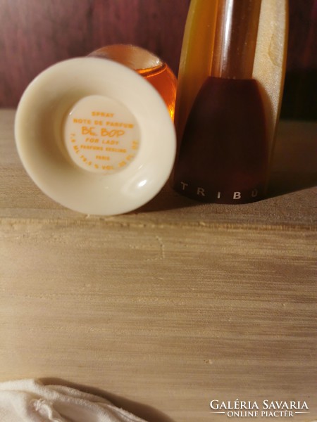 2 DESIGN parfümös üveg, parfüm vintage Gyűjteményi darabok retro