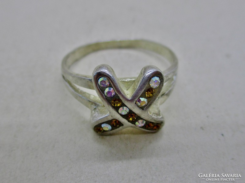 Szép ezüst gyűrű színjátszó és borostyánszín kövekkel